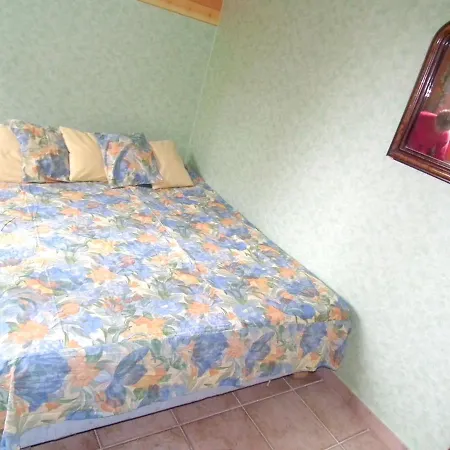 Luxueuse - Piscine * Grillon